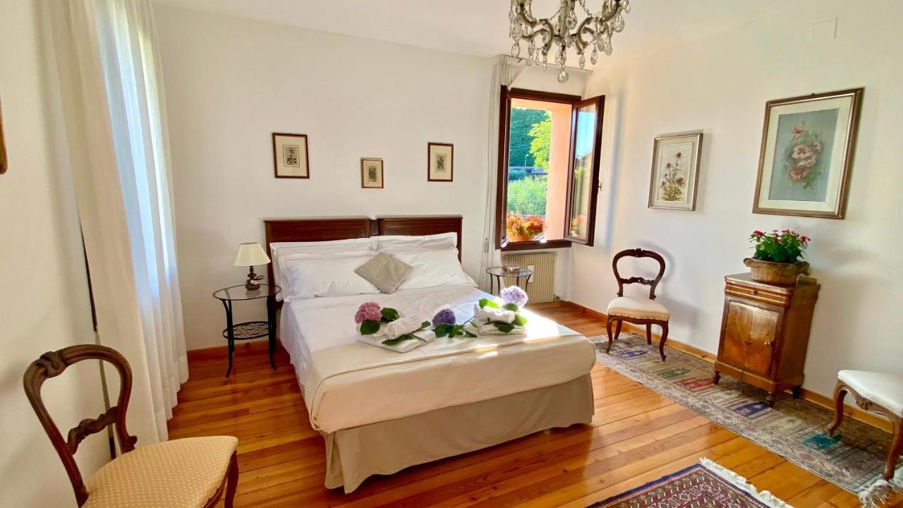 Regina Dei Fiori Apartment มารอสติกา ภายนอก รูปภาพ